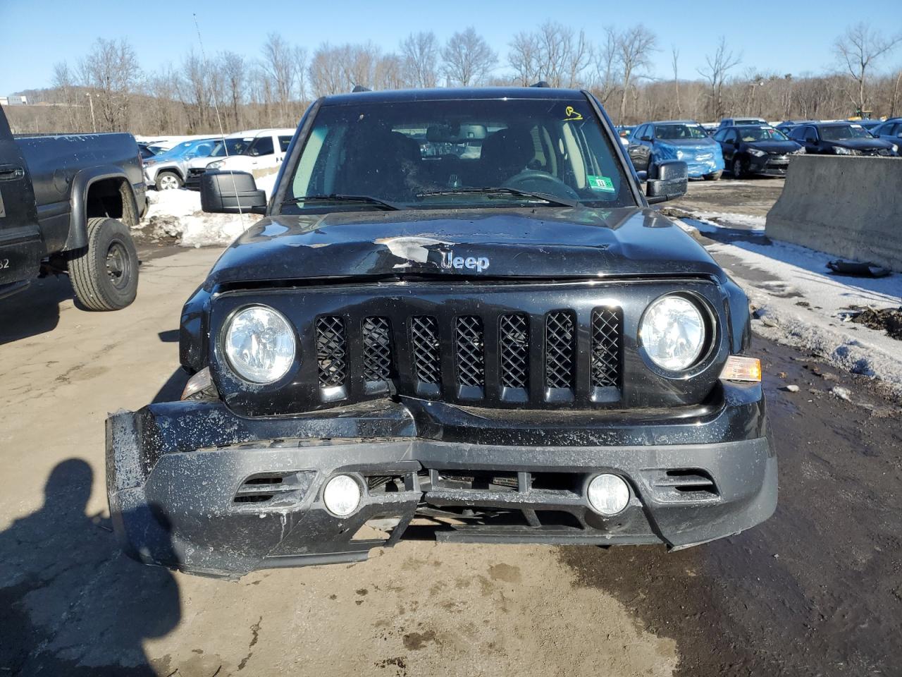 2016 Jeep Liberty (Patriot) - Image 5