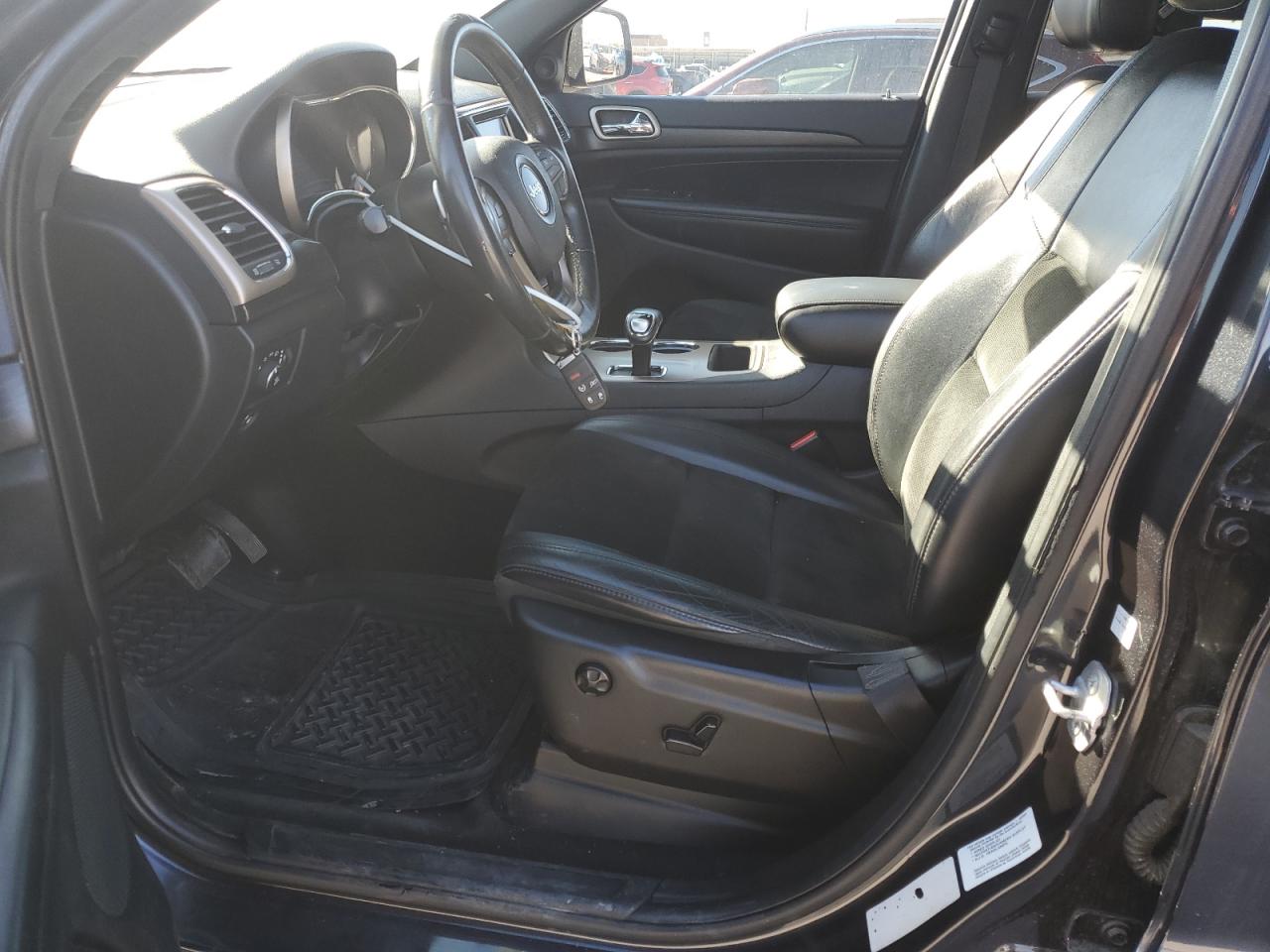 2015 Jeep Grand Cherokee - Image 7
