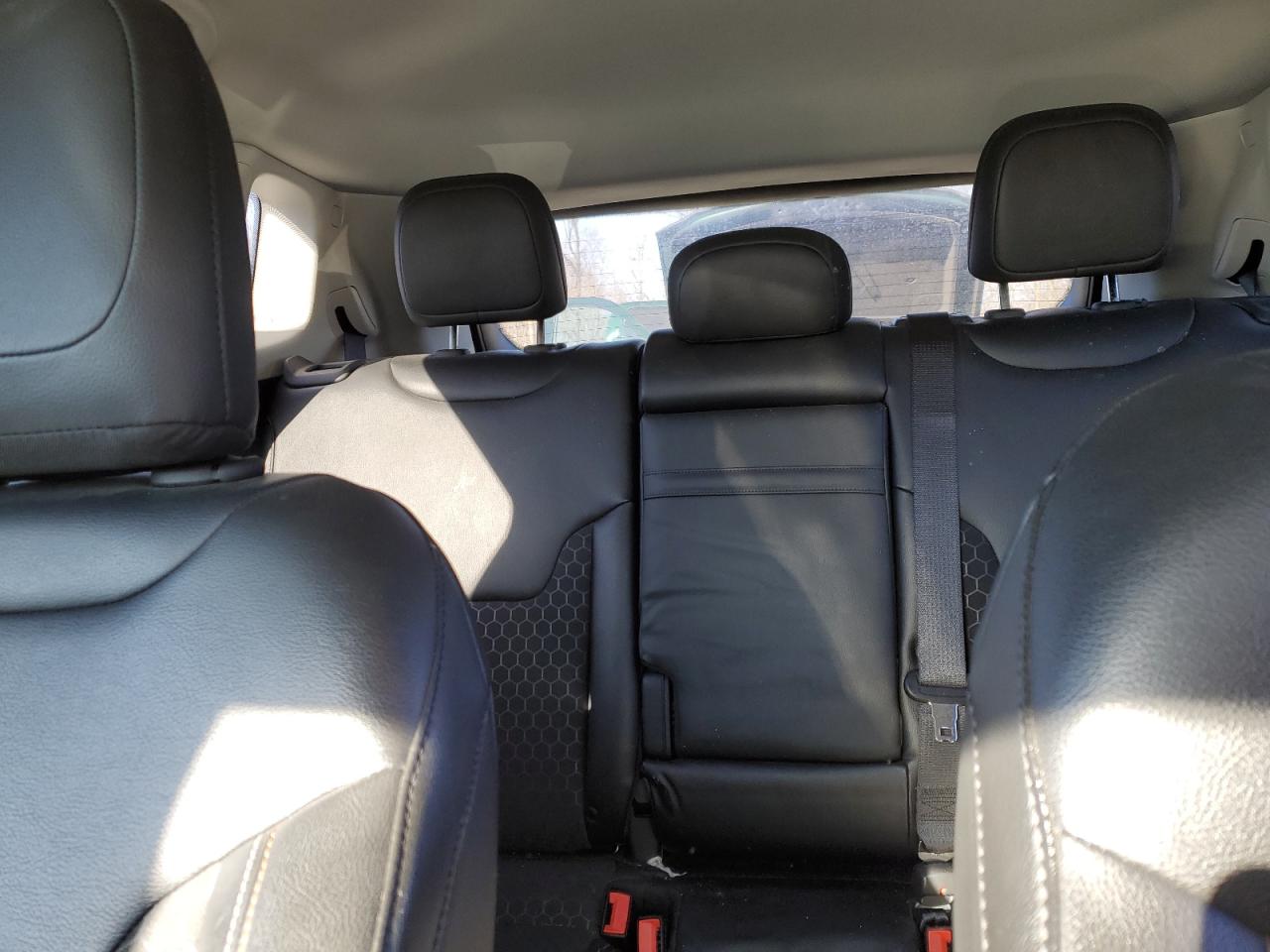 2020 Jeep Compass - Image 10
