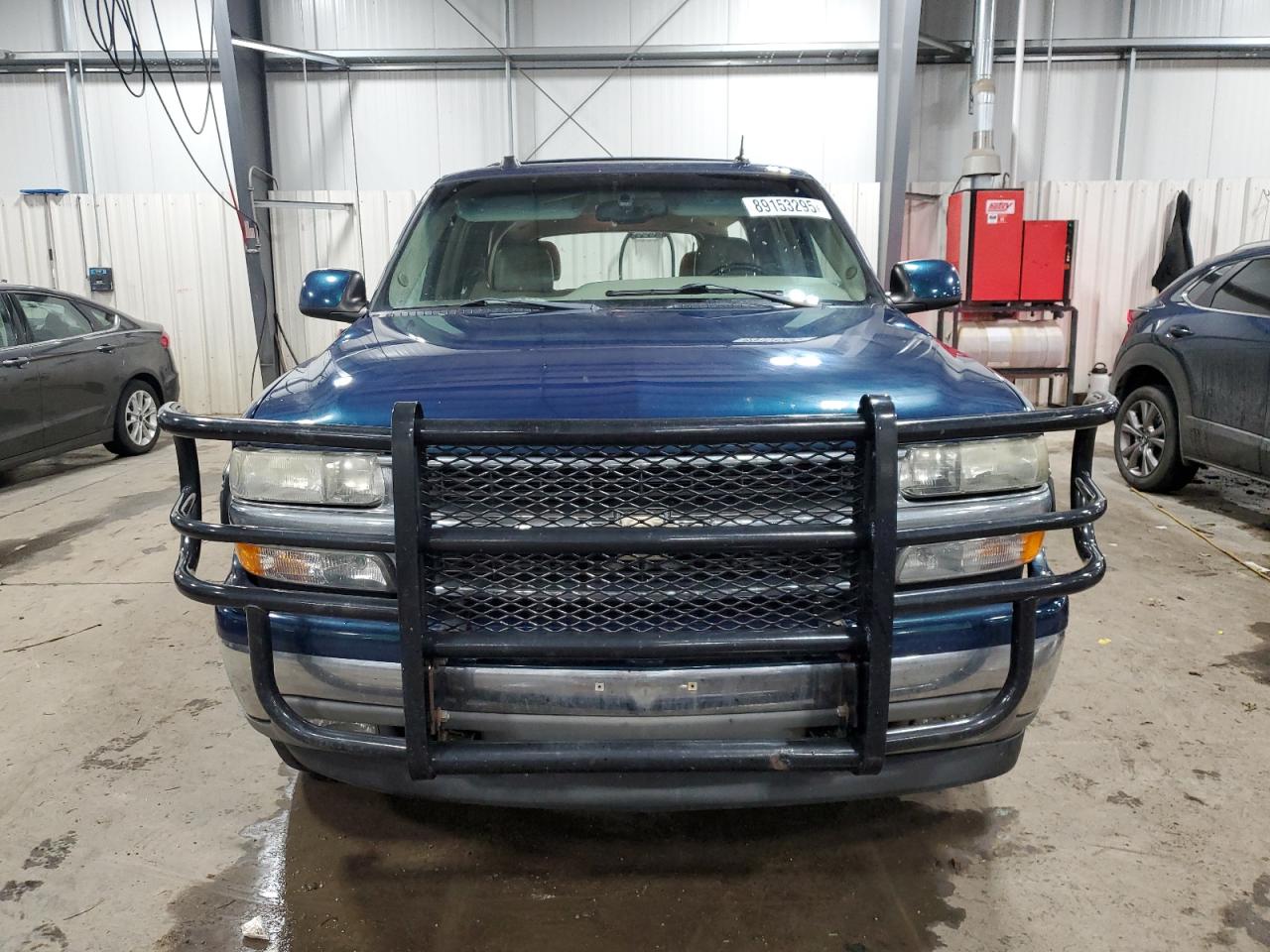 2005 Chevrolet Suburban - Image 5
