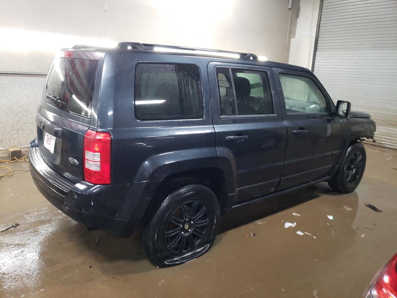 2014 Jeep Liberty (Patriot) - Image 3