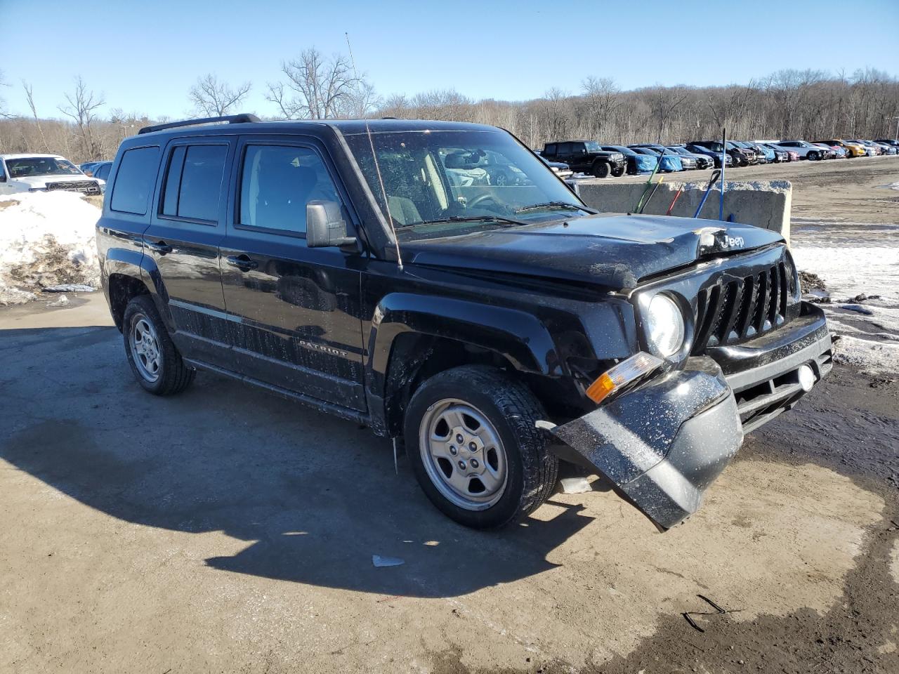 2016 Jeep Liberty (Patriot) - Image 4