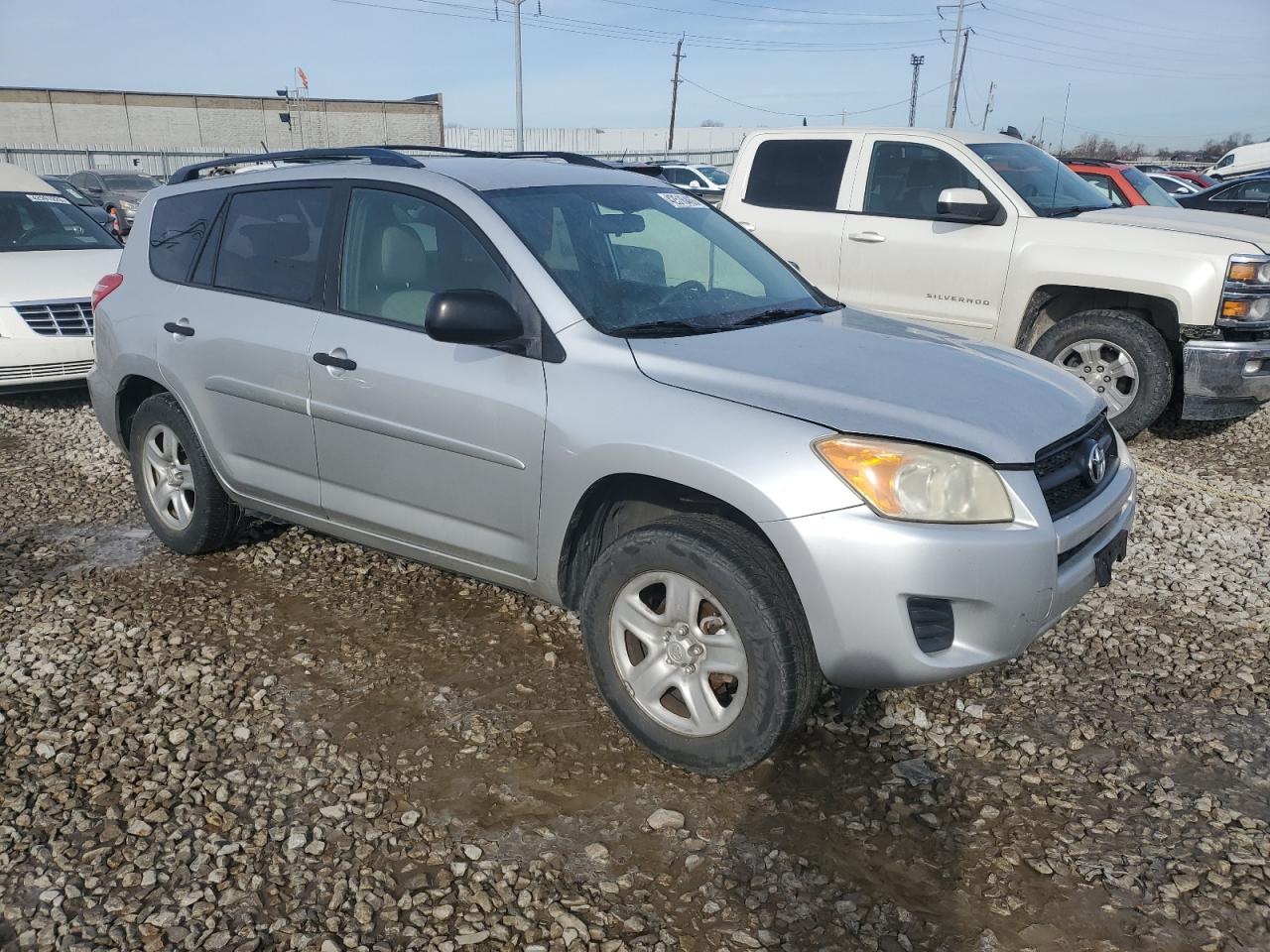 2010 Toyota RAV 4 - Image 4