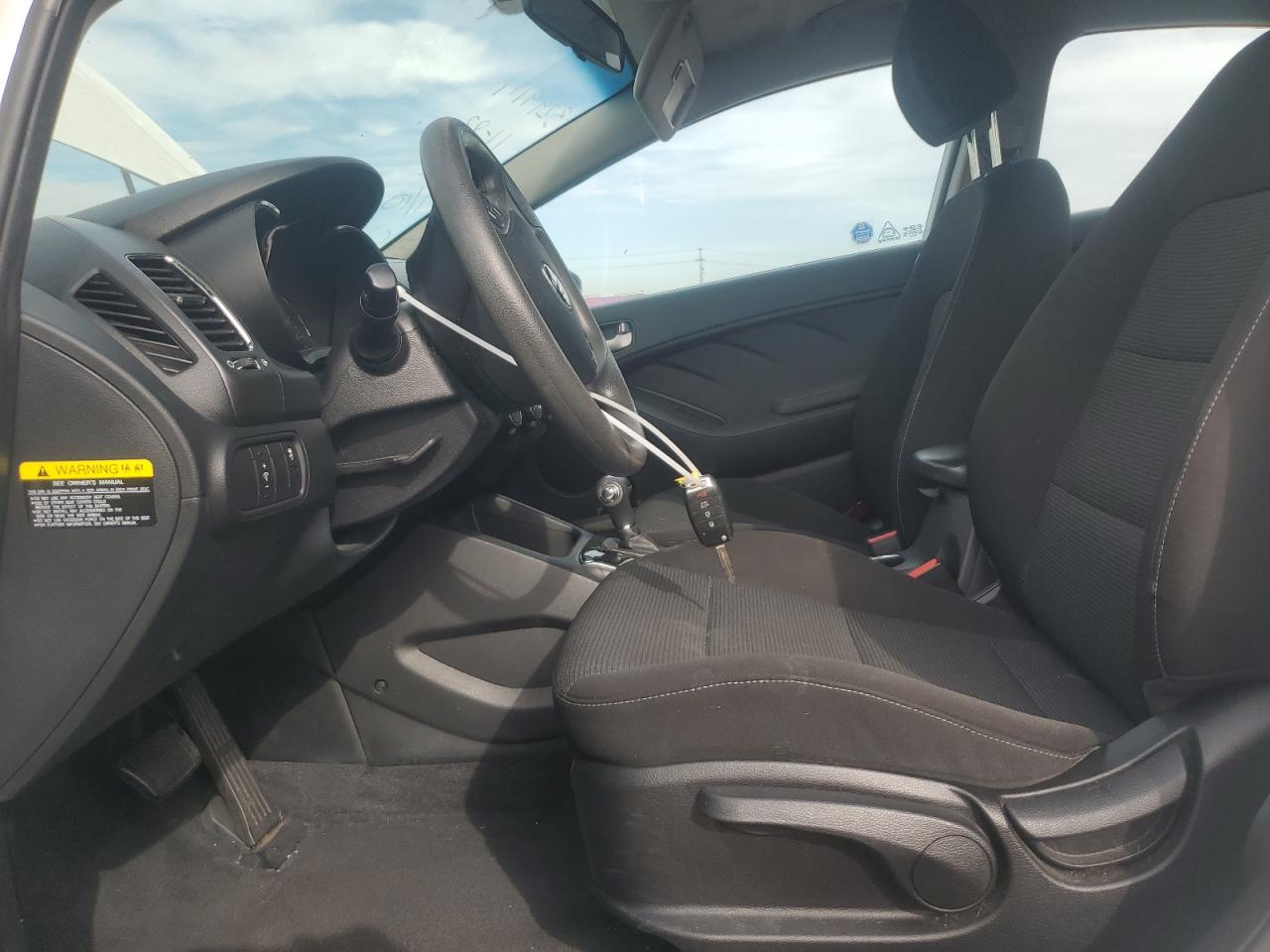 2018 Kia Forte - Image 7