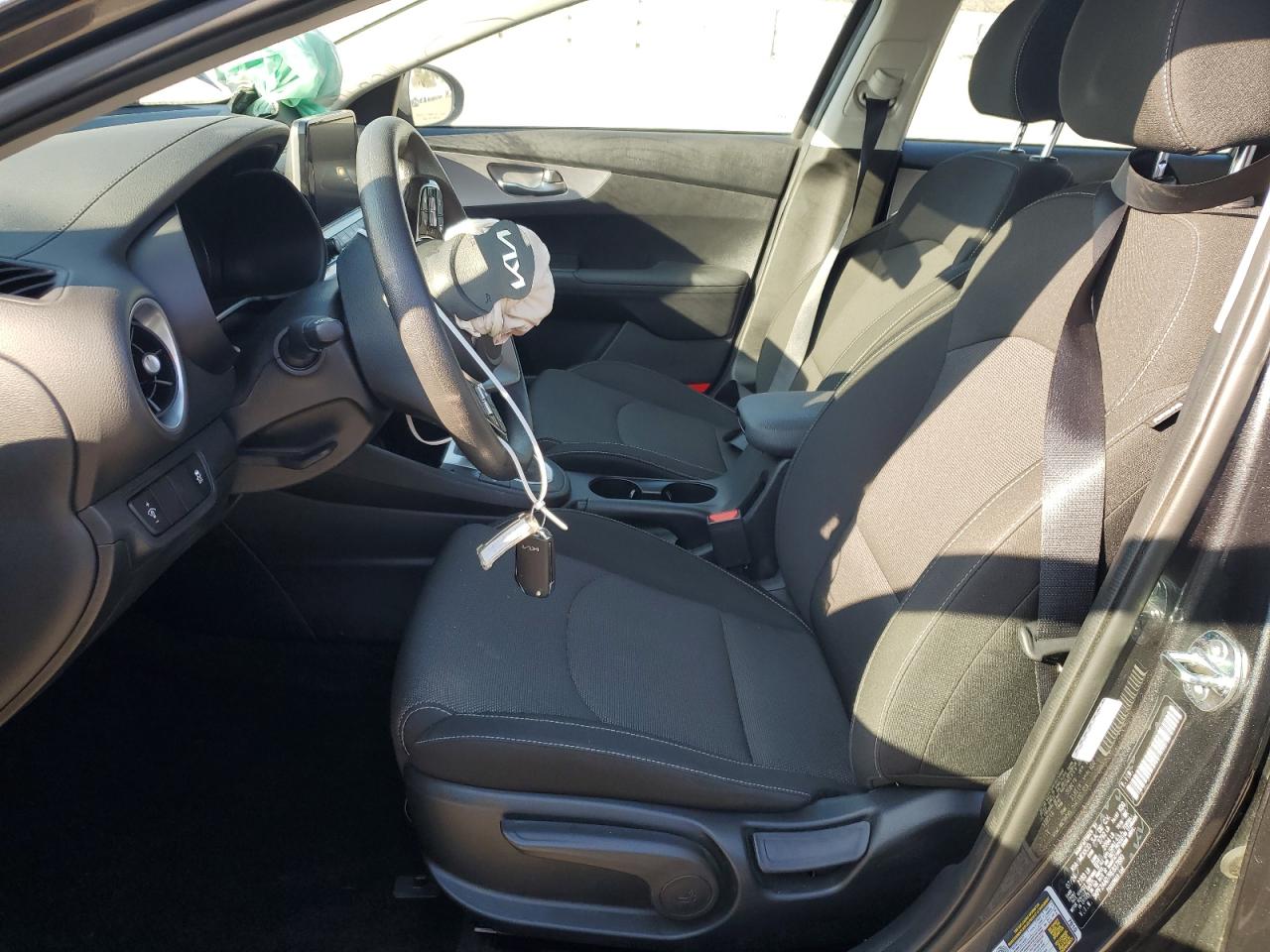 2024 Kia Forte - Image 7
