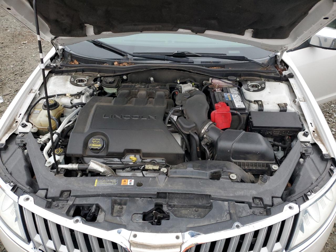 2011 Lincoln MKZ - Image 11