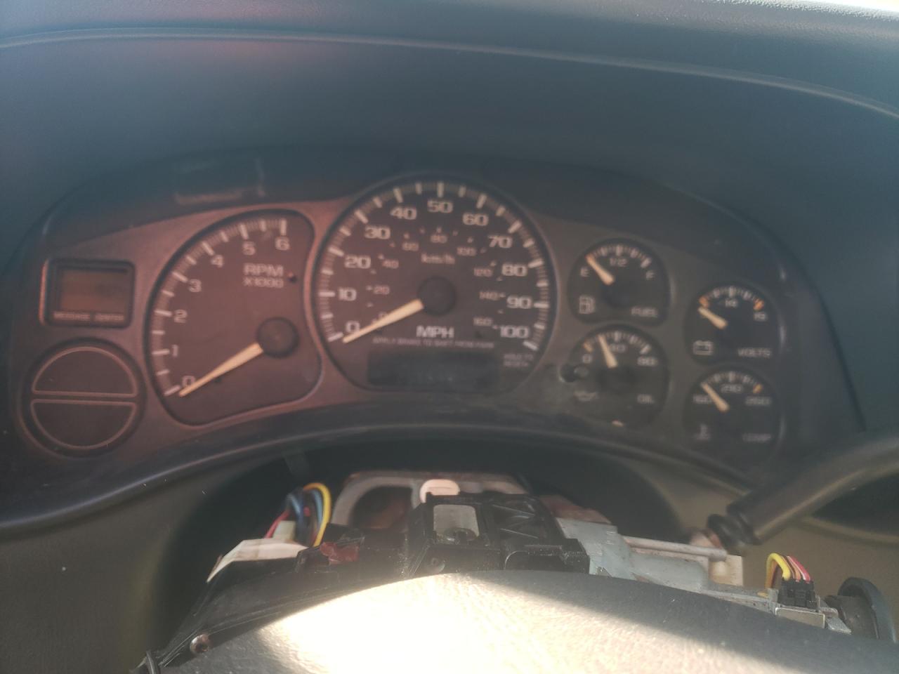 2002 Chevrolet Tahoe - Image 9