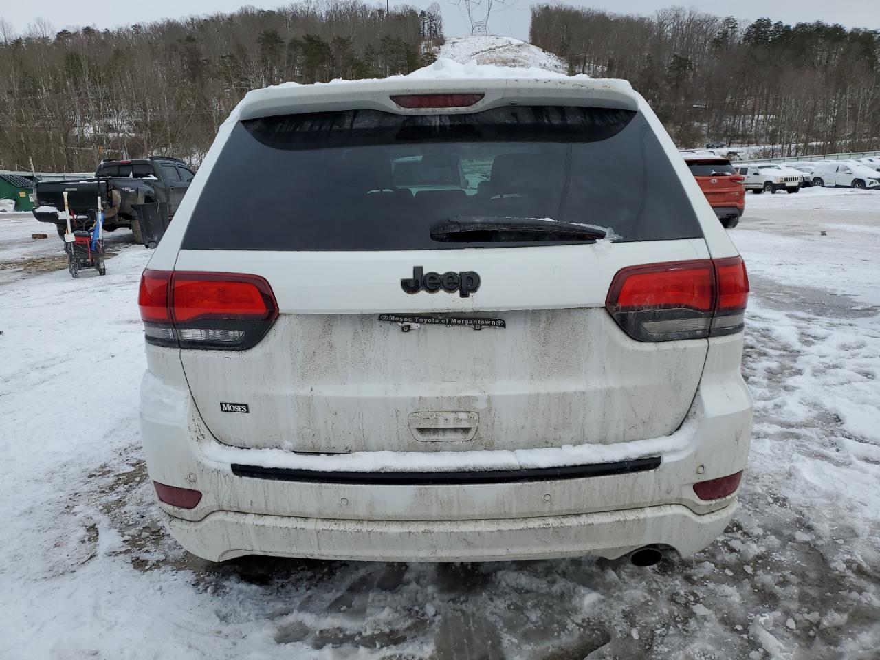 2018 Jeep Grand Cherokee - Image 6