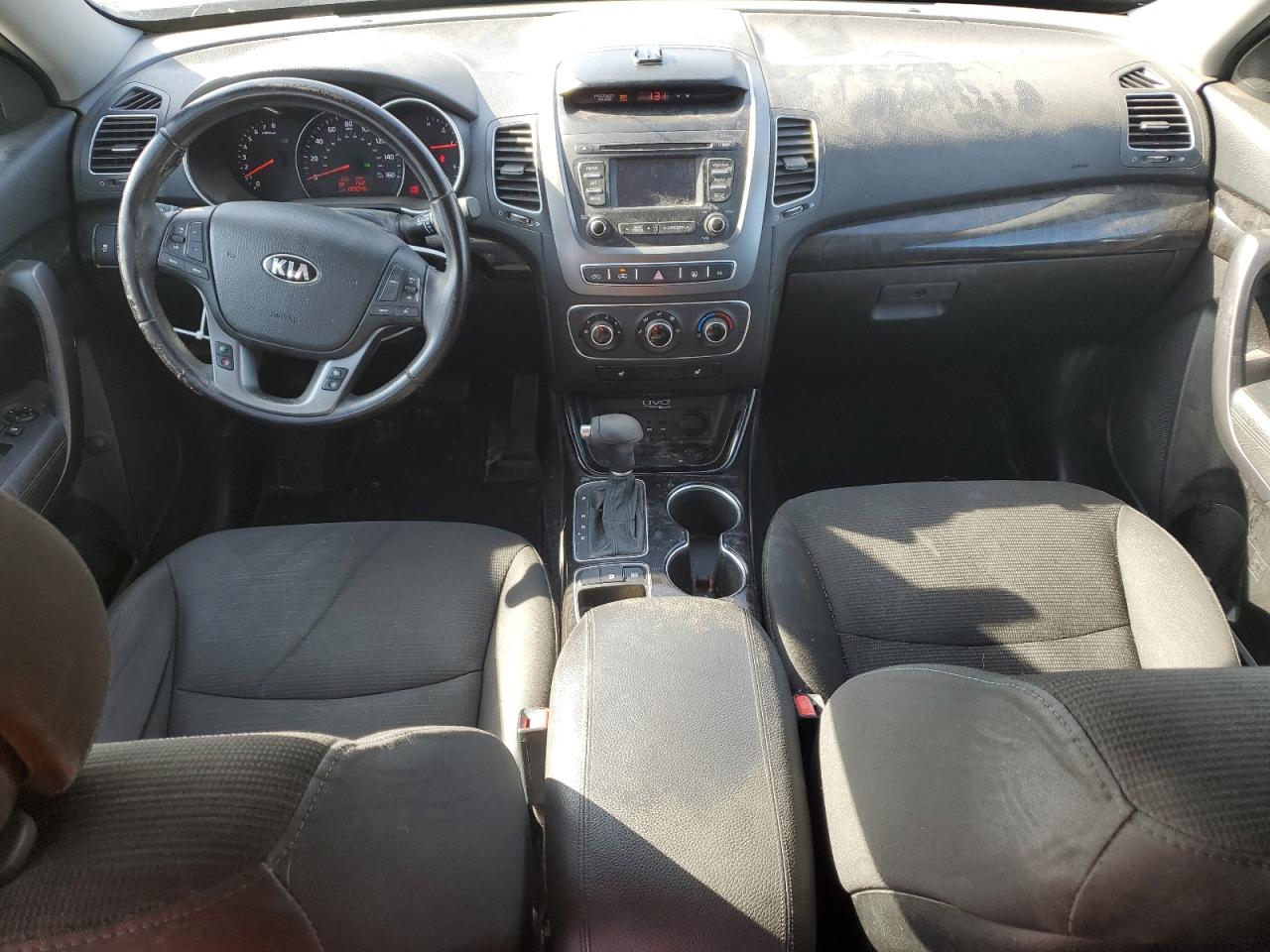 2014 Kia Sorento - Image 8