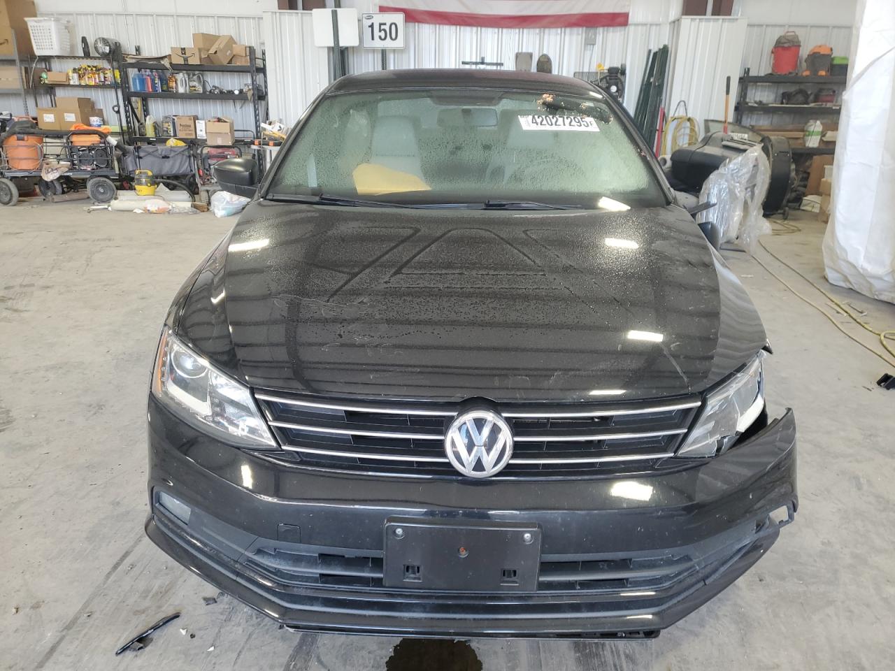 2015 Volkswagen Jetta - Image 5