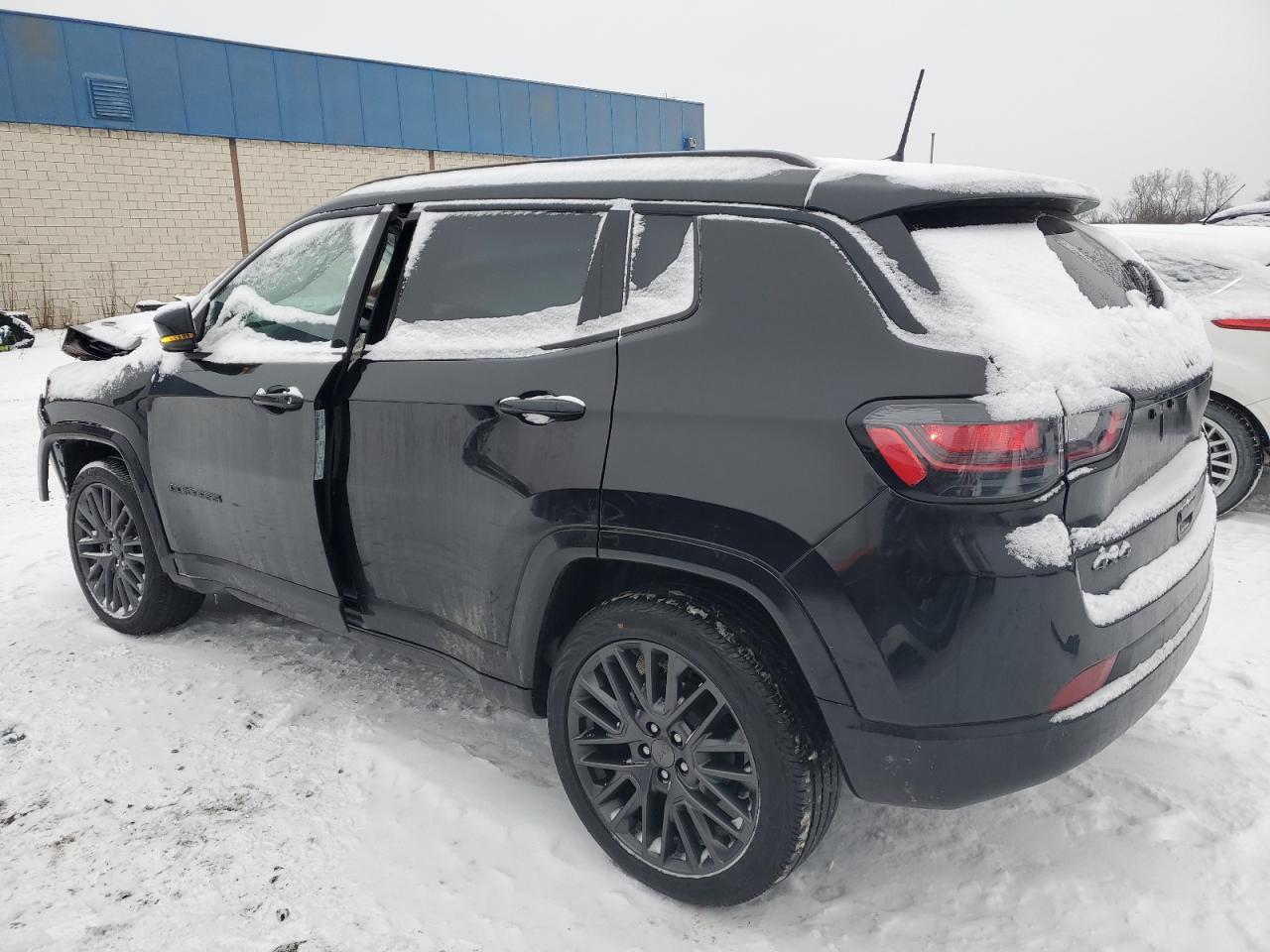 2022 Jeep Compass - Image 2