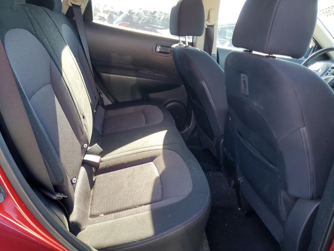 2012 Nissan Rogue - Image 11