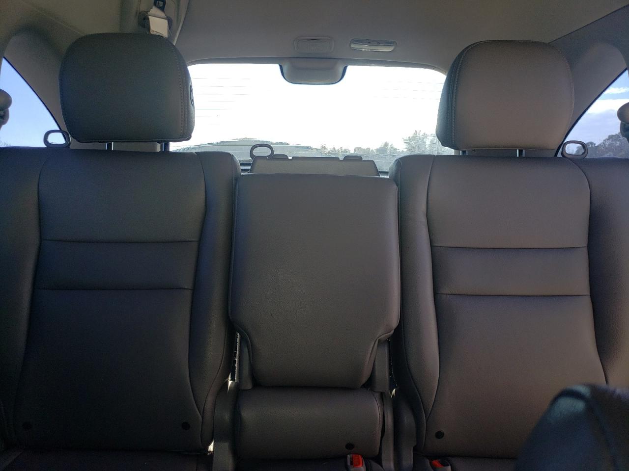 2010 Honda CR-V - Image 10