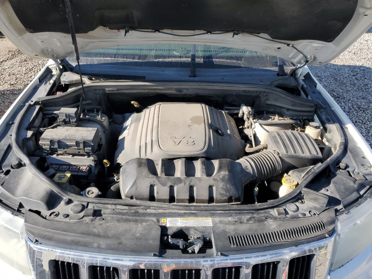 2011 Jeep Grand Cherokee - Image 11