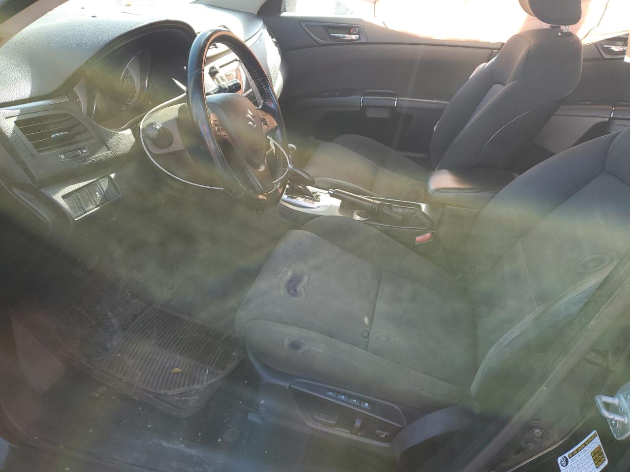2010 Suzuki Kizashi - Image 7