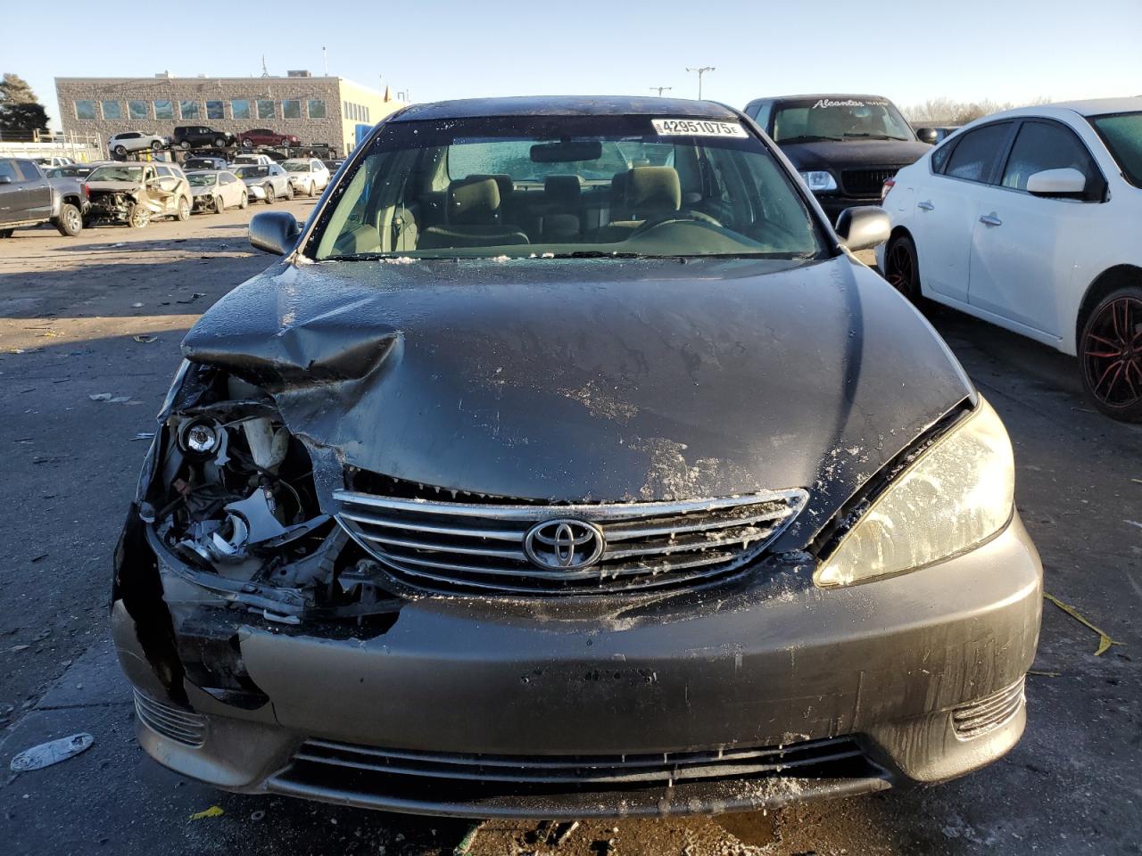 2005 Toyota Camry - Image 5