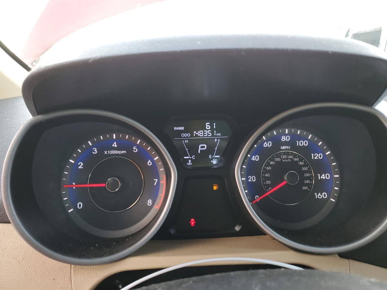 2013 Hyundai Elantra - Image 9