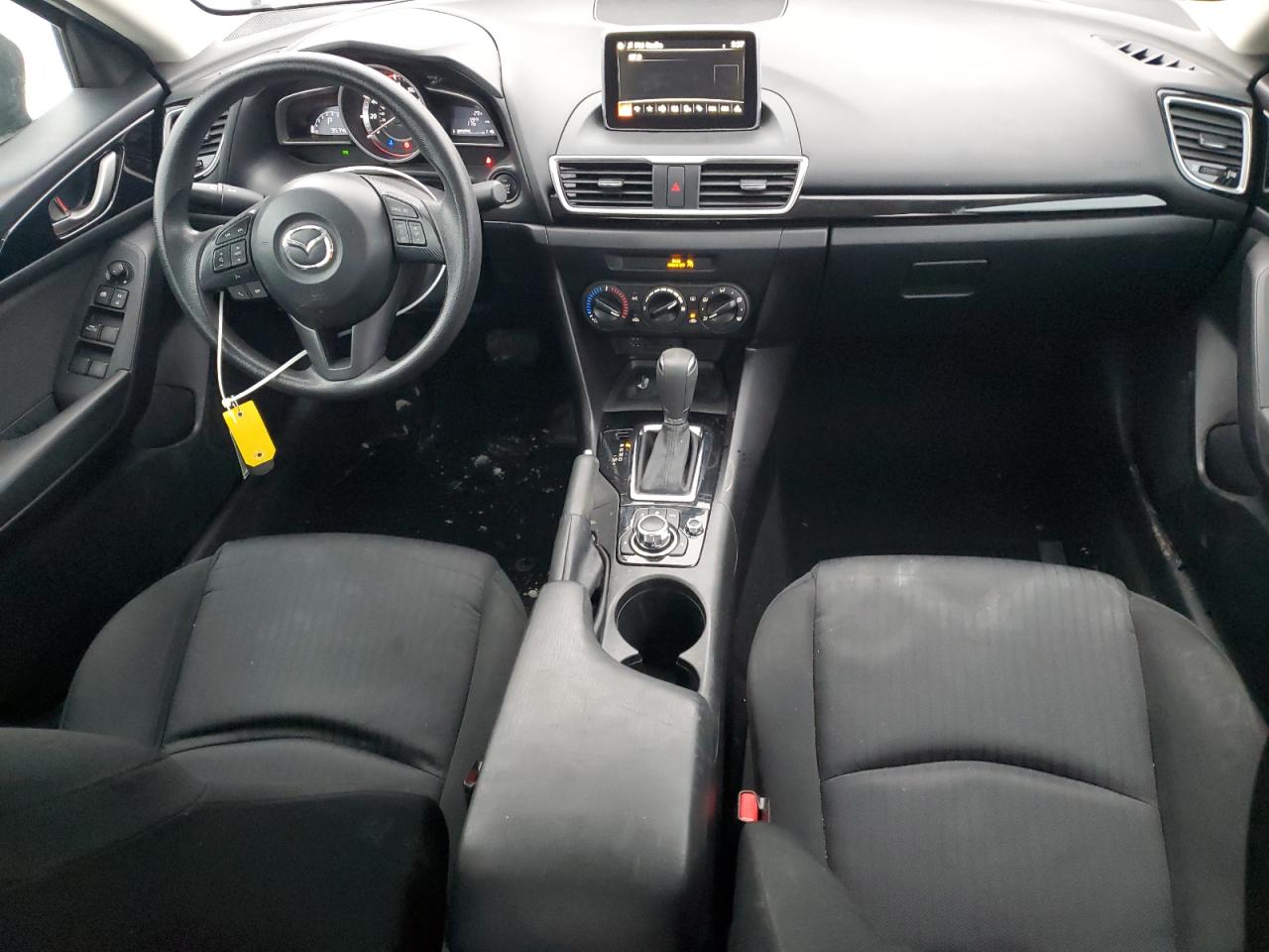 2016 Mazda 3 - Image 8