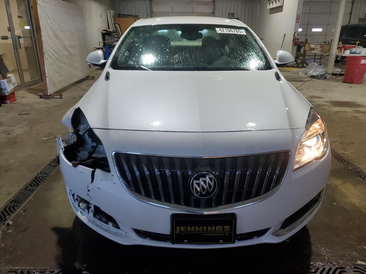 2017 Buick Regal - Image 5
