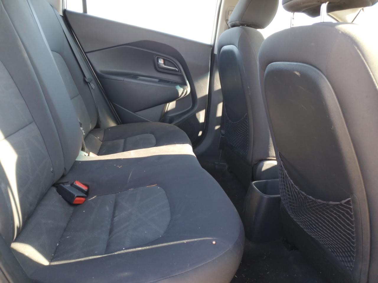 2012 Kia Rio - Image 10