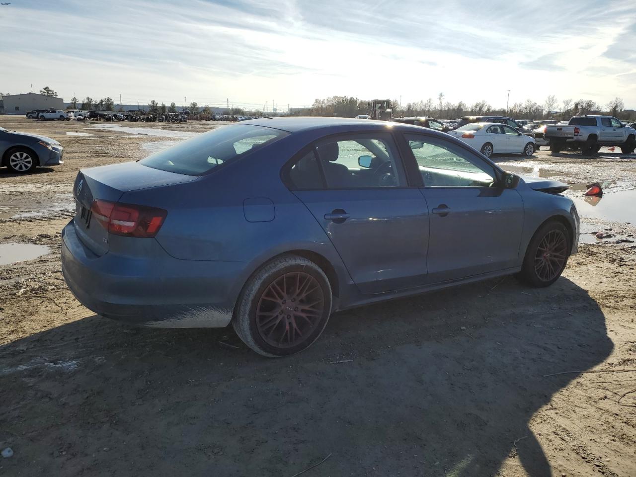 2016 Volkswagen Jetta - Image 3