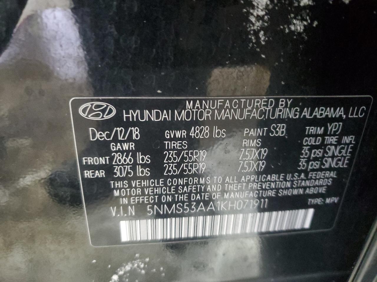 2019 Hyundai Santa Fe - Image 14