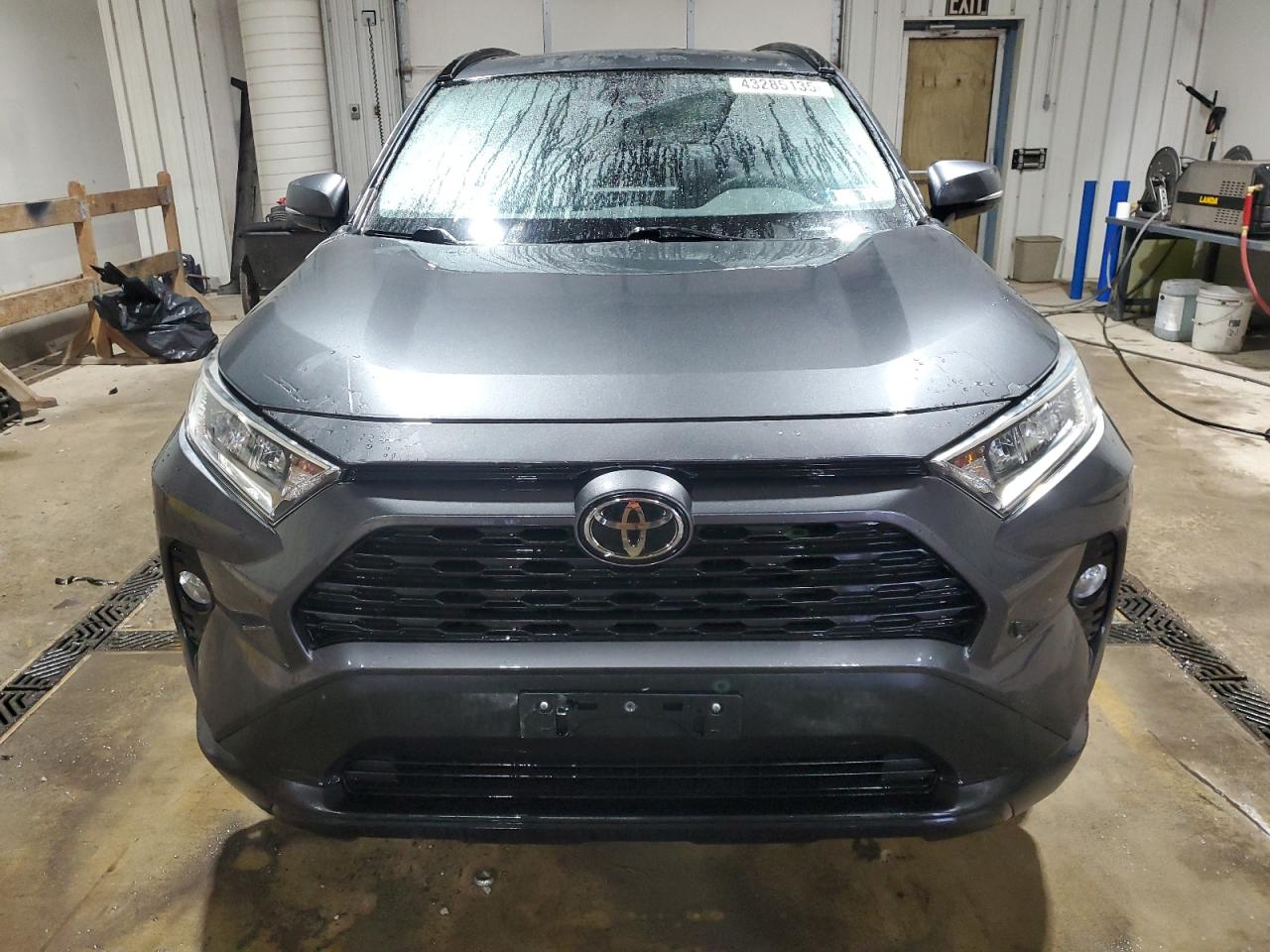 2019 Toyota RAV 4 - Image 5