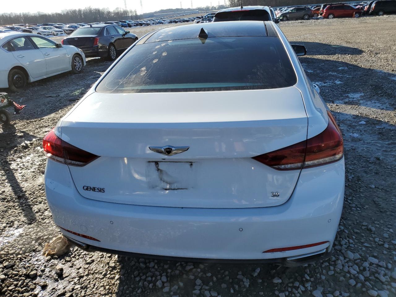 2015 Hyundai Genesis 3.8L VIN: KMHGN4JE6FU068009 Lot: 87754345