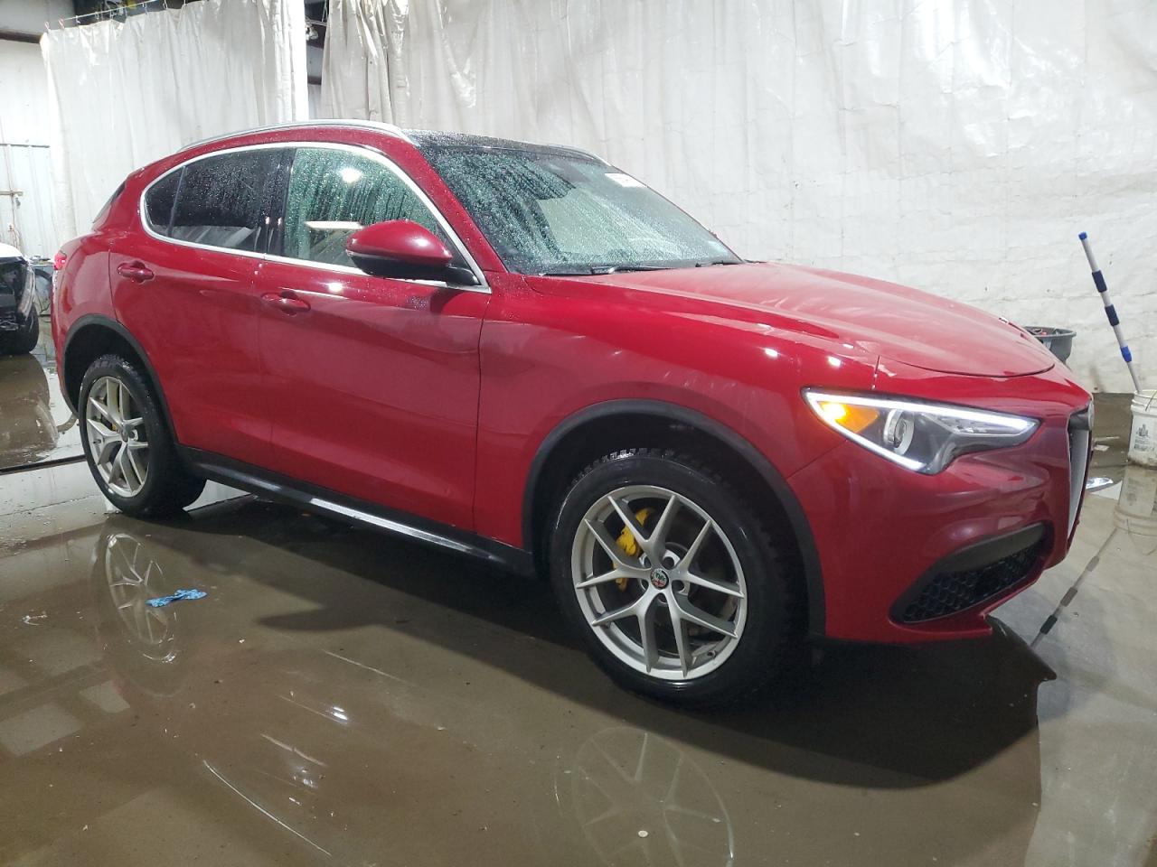 2019 Alfa Romeo Stelvio - Image 4