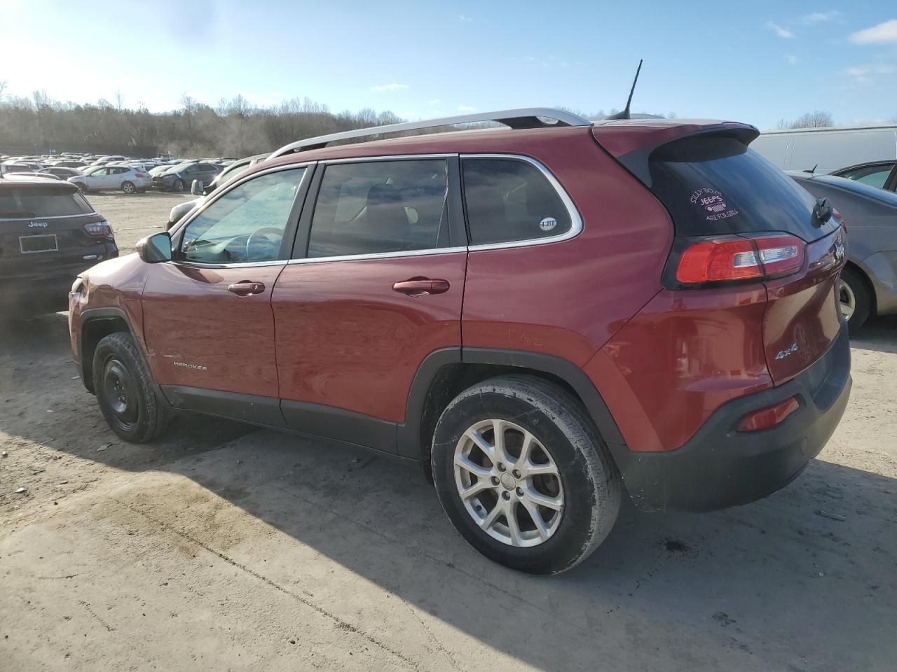 2016 Jeep Grand Cherokee - Image 2