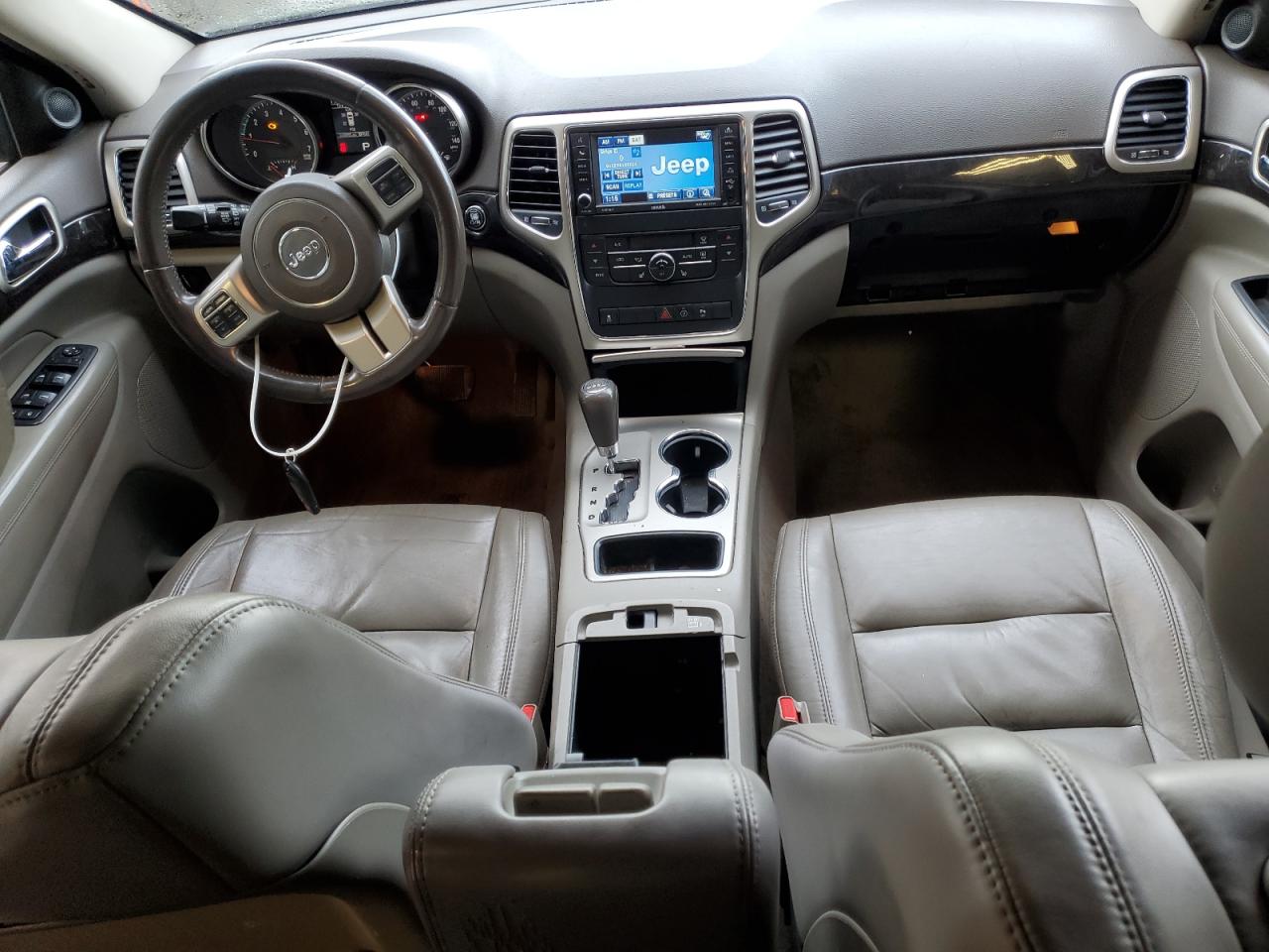 2012 Jeep Grand Cherokee - Image 8