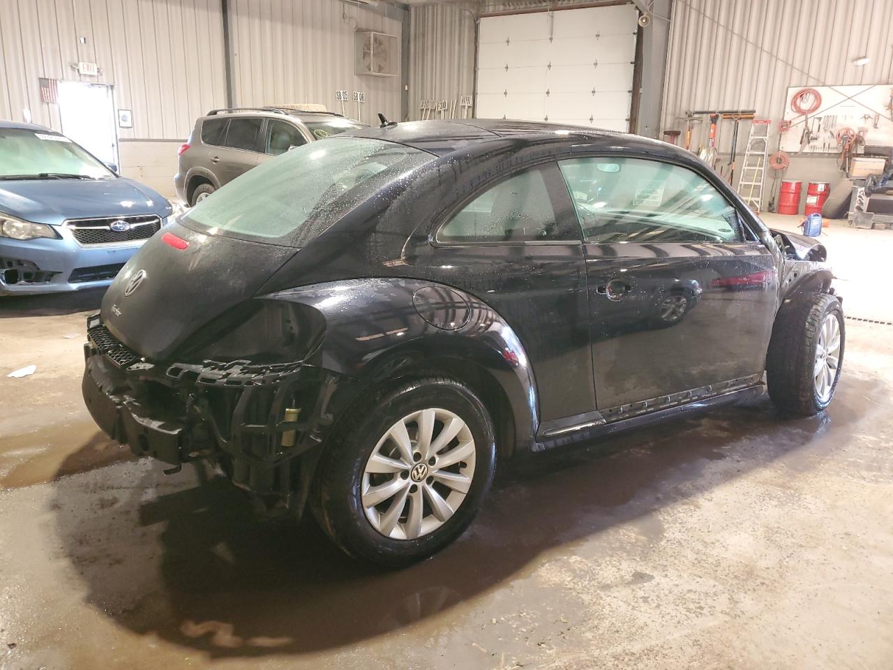 2016 Volkswagen Beetle - Image 3
