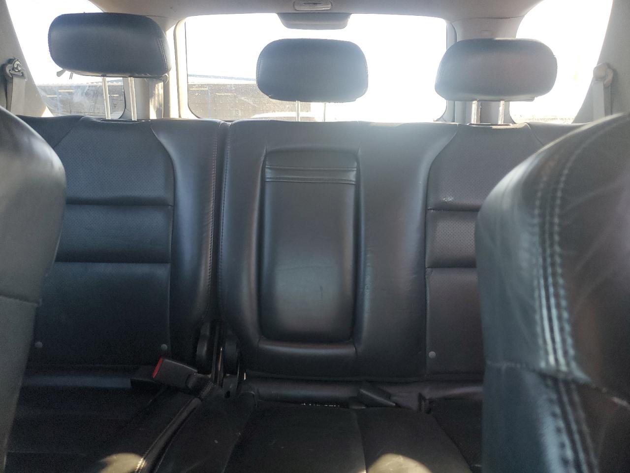 2005 Acura MDX - Image 10