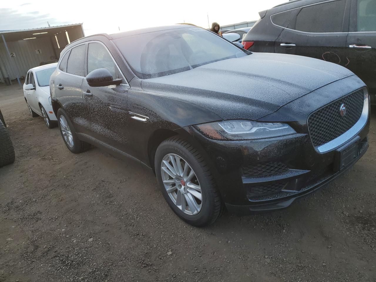 VIN SADCK2BN7HA088101 2017 JAGUAR F-PACE no.4