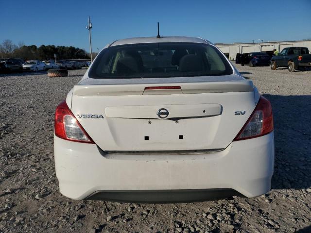  NISSAN VERSA 2017 Білий