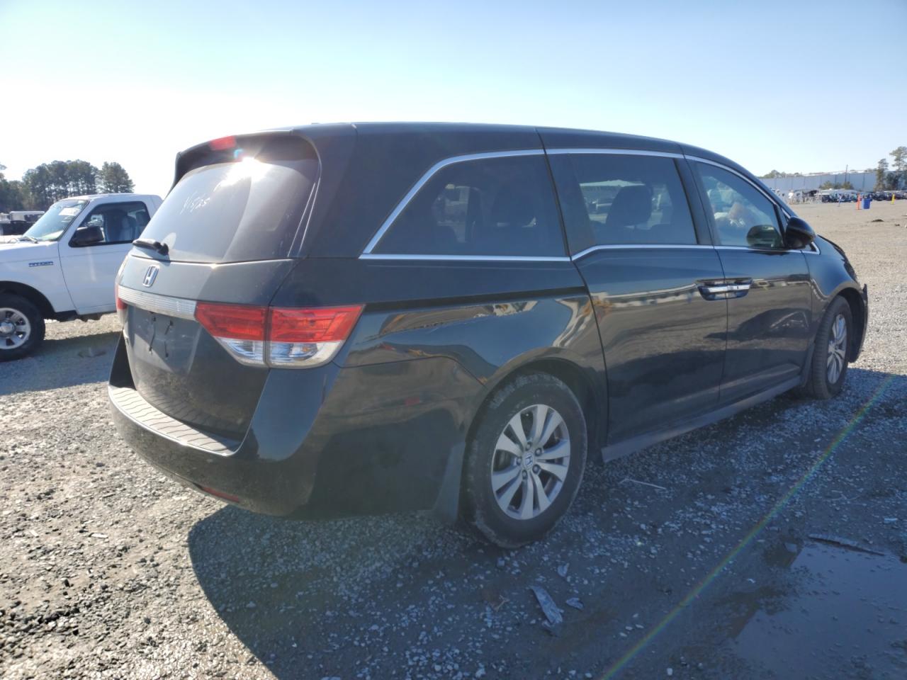 2016 Honda Odyssey - Image 3