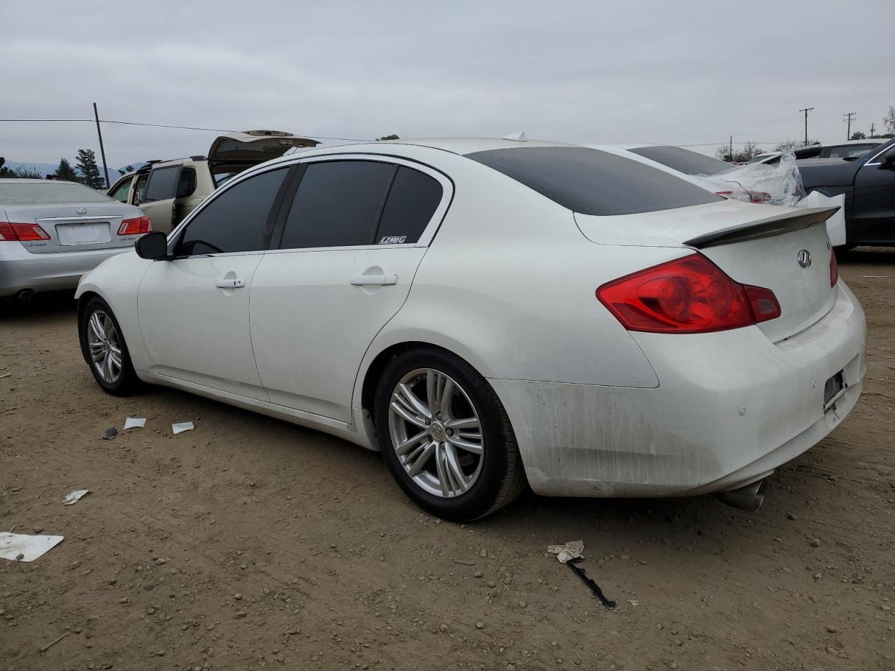 2011 Infiniti G - Image 2