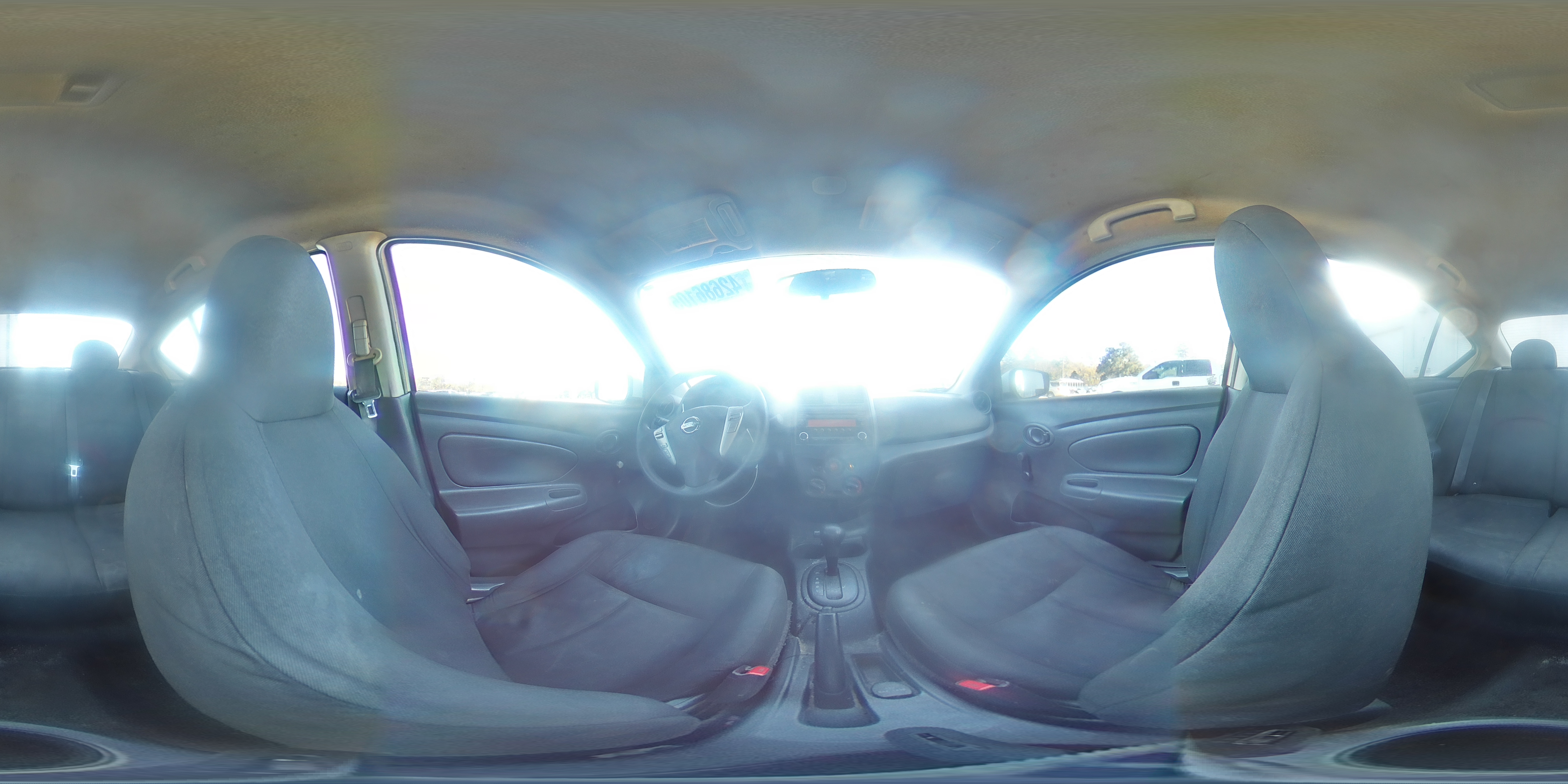 2016 Nissan Versa - Image 14
