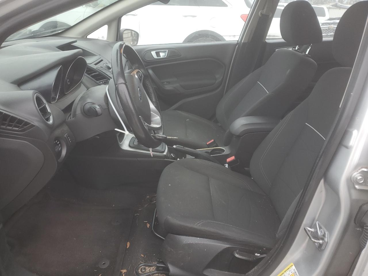 2014 Ford Fiesta - Image 7