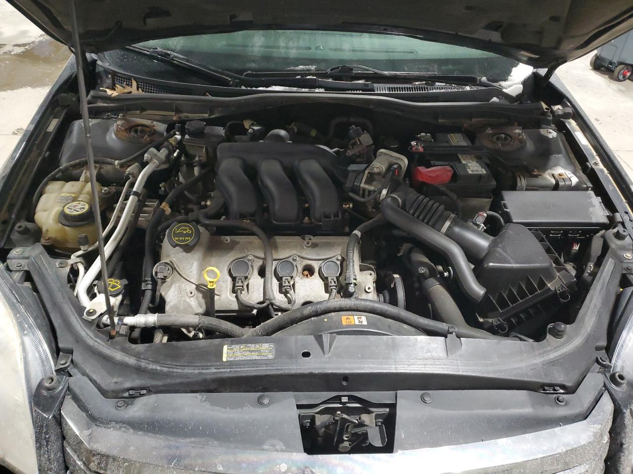 2009 Ford Fusion - Image 11