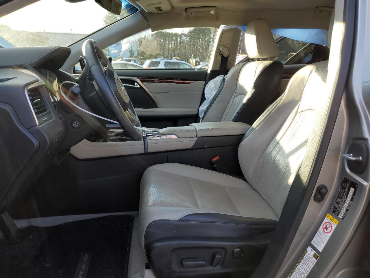 2017 Lexus RX - Image 7