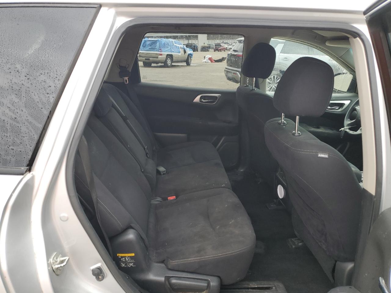 2013 Nissan Pathfinder - Image 11
