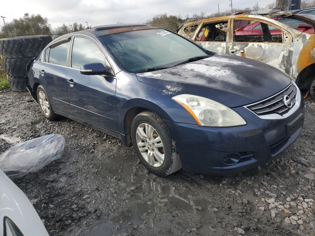 2011 Nissan Altima - Image 4