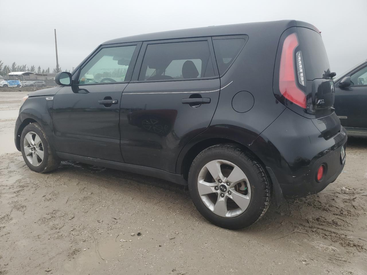 2019 Kia Soul - Image 2