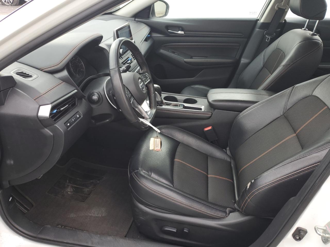 2021 Nissan Altima - Image 7