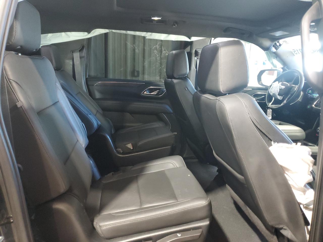 2023 Chevrolet Suburban - Image 11