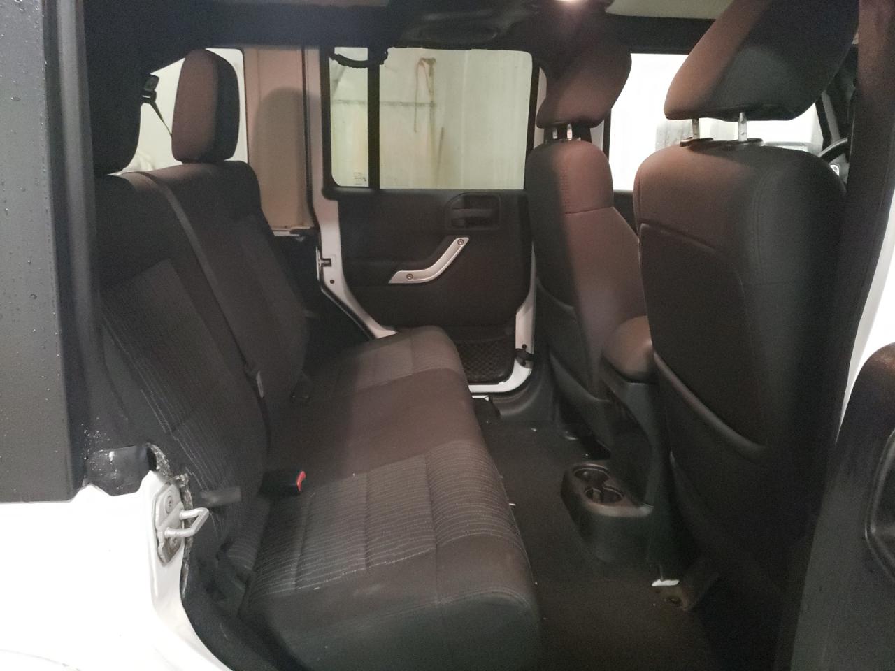 2011 Jeep Wrangler - Image 11