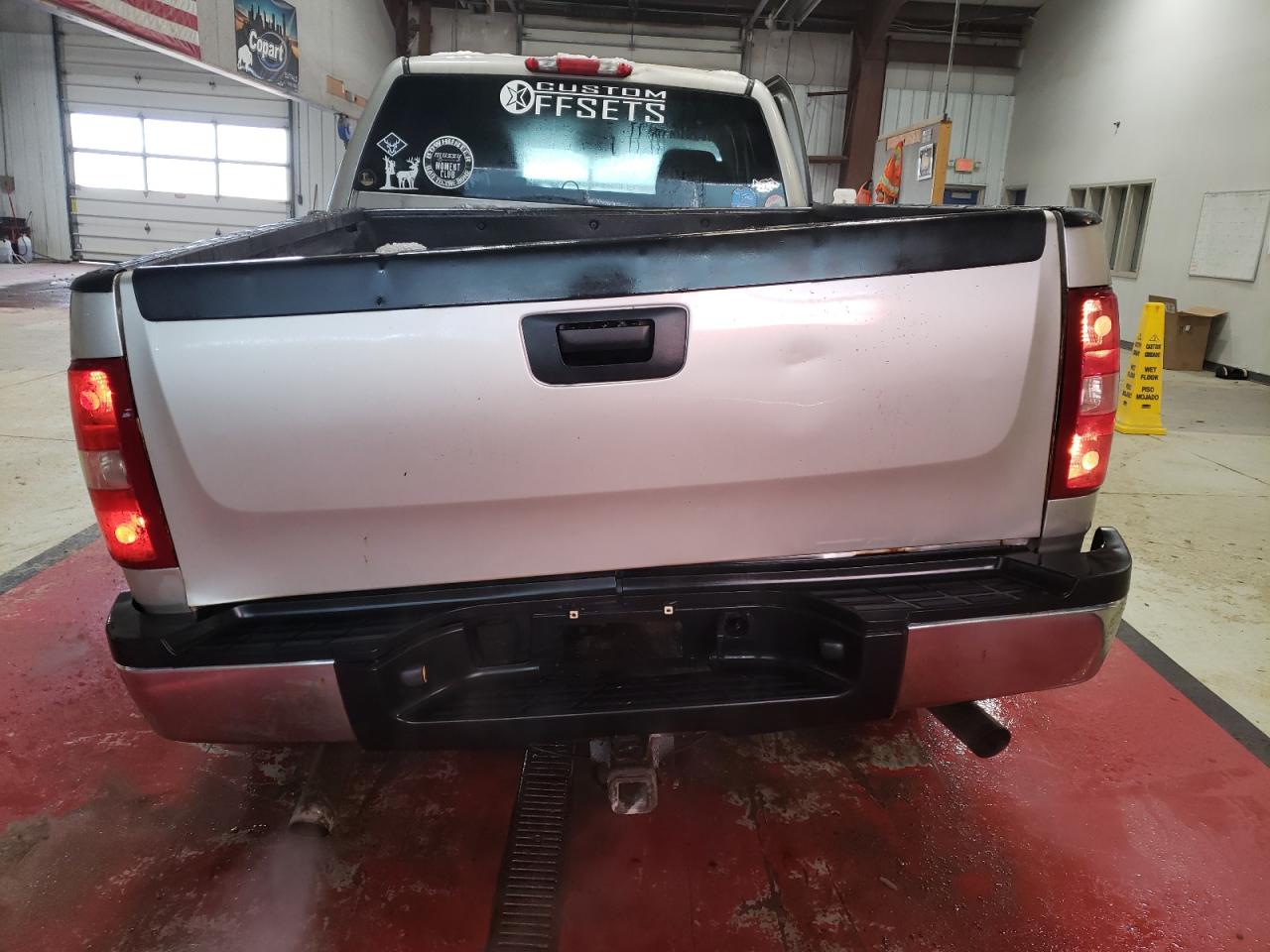 2009 Chevrolet Silverado - Image 6