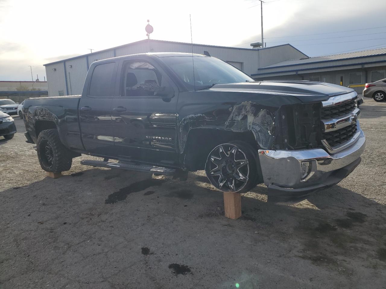 2019 Chevrolet Silverado - Image 4