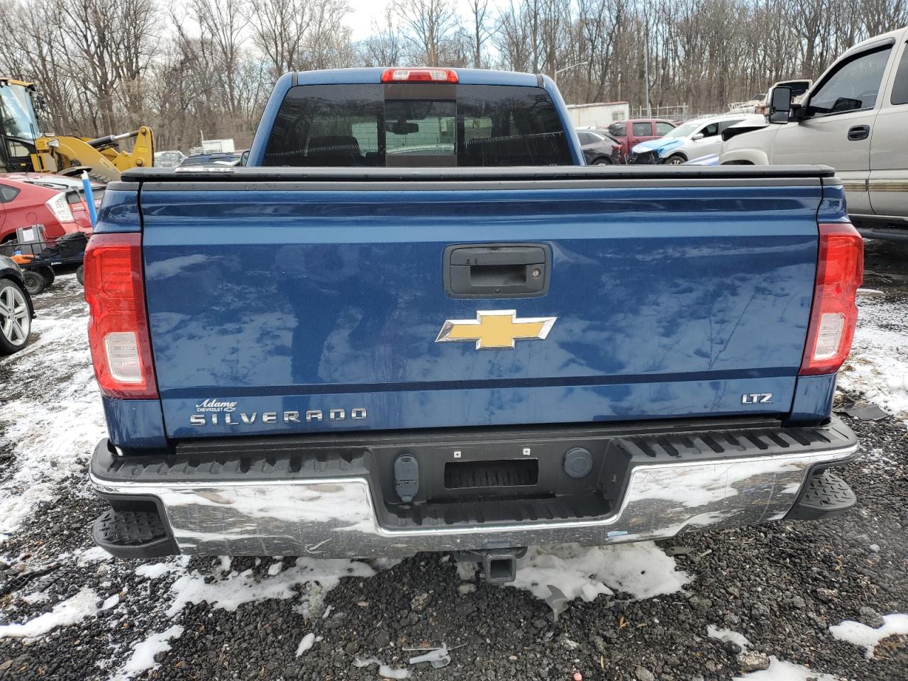 2017 Chevrolet Silverado - Image 6